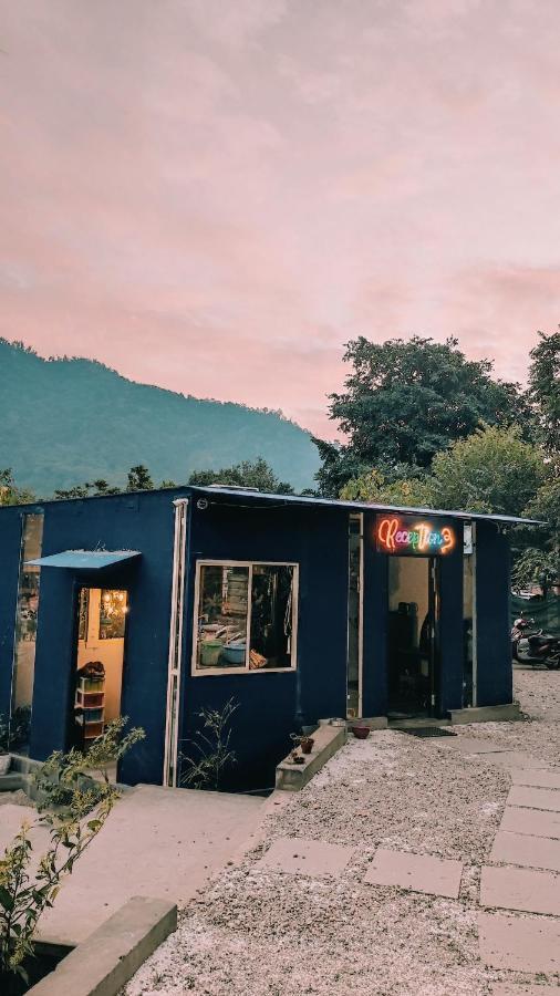 Indian Culture Hostel Risikés Kültér fotó