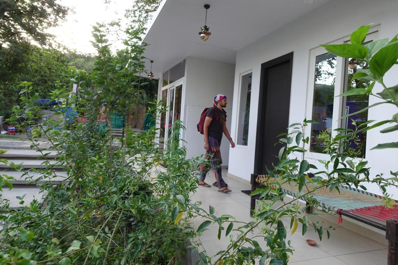 Indian Culture Hostel Risikés Kültér fotó