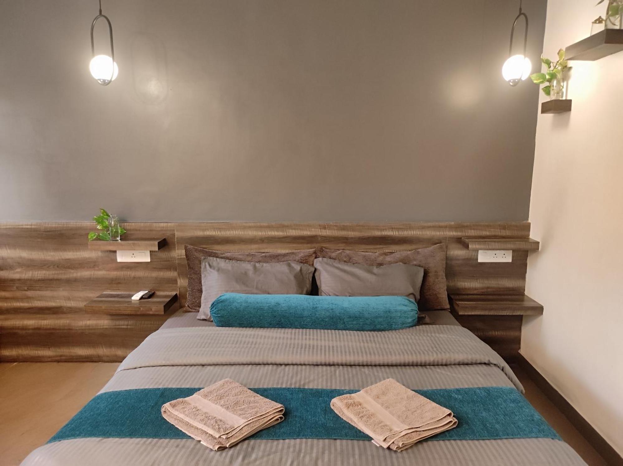 Indian Culture Hostel Risikés Kültér fotó